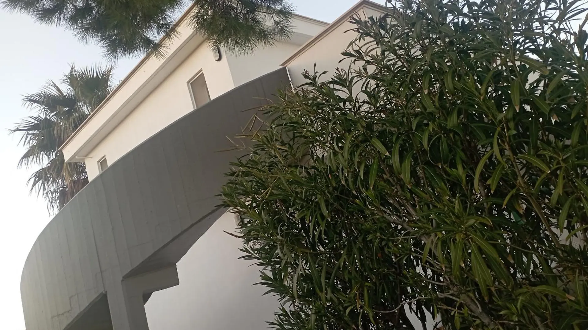 Villetta Nel Verde Sul Mare Bari Italia